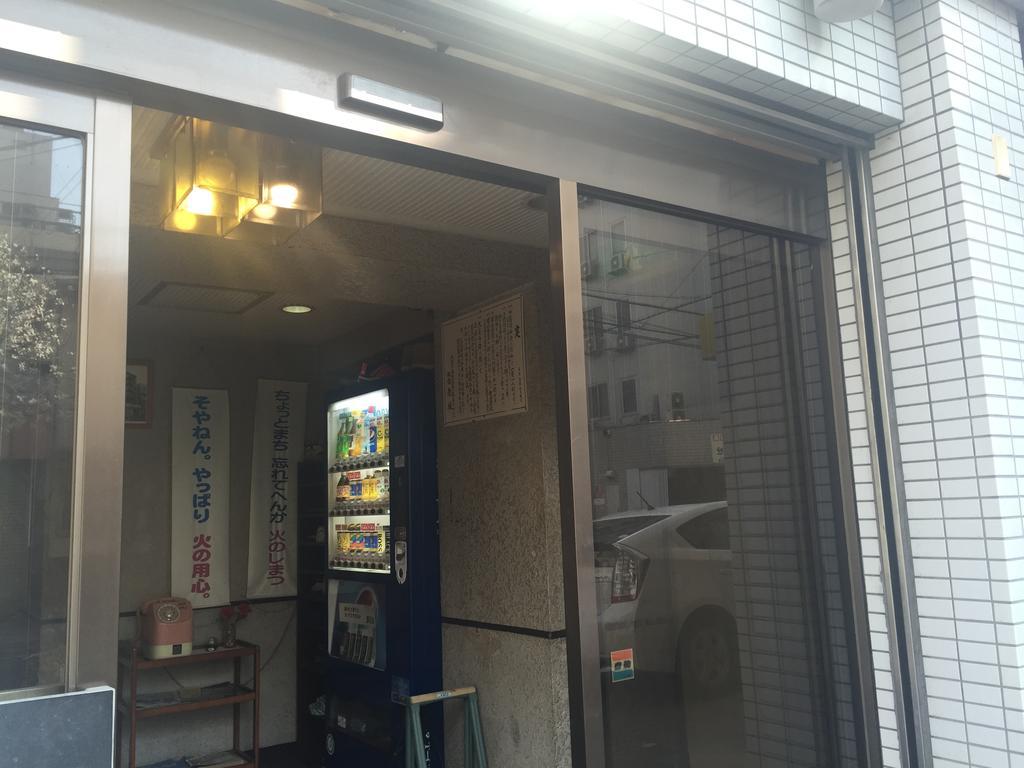 Akasaka Ryokan Осака Екстериор снимка