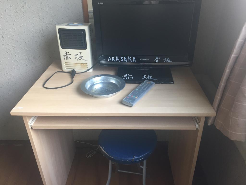 Akasaka Ryokan Осака Екстериор снимка